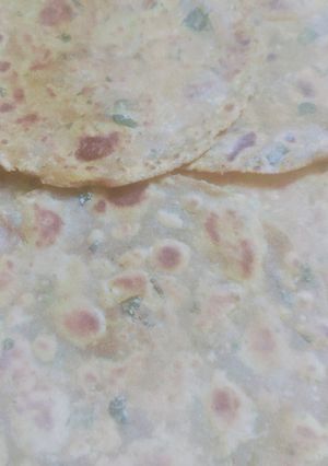 ઘઉં અને બાજરી ના થેપલા (Wheat Flour Bajri Thepla Recipe In Gujarati) રેસીપી મુખ્ય ફોટો