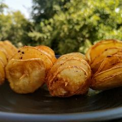 A picture of Peri peri potato twist.