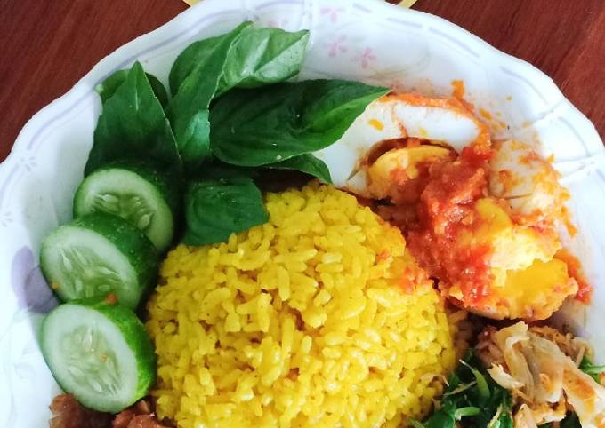 Resep Nasi Kuning Rice Cooker Oleh Agnes Cookpad