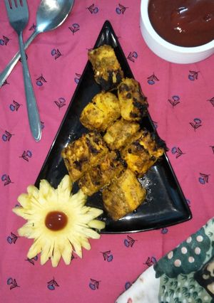 तंदुरी पाईनॅपल टिक्का🍴🍡 (tandoori pineapple tikka recipe in marathi) रेसिपी चे मुख्य फोटो 