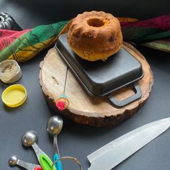 A picture of Tea masala cake.