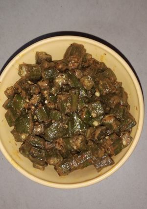 चटपटी भिंडी (Chatpati bhindi recipe in hindi) रेसिपी मुख्य फोटो