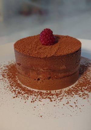 Une photo de Croustillant chocolat framboises