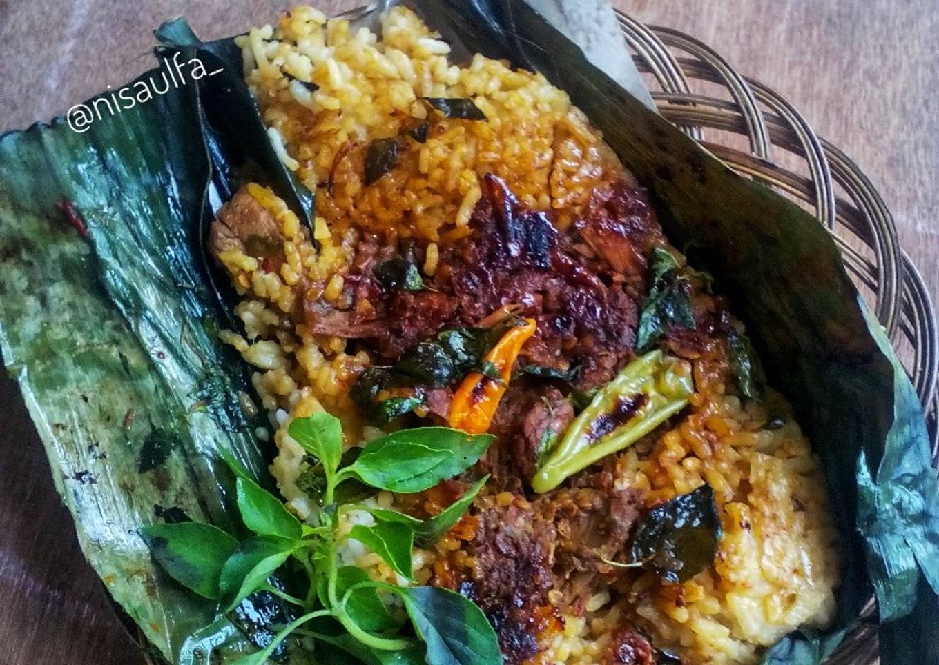 Langkah Mudah untuk Menyiapkan Nasi Bakar Rica Ayam yang Enak
