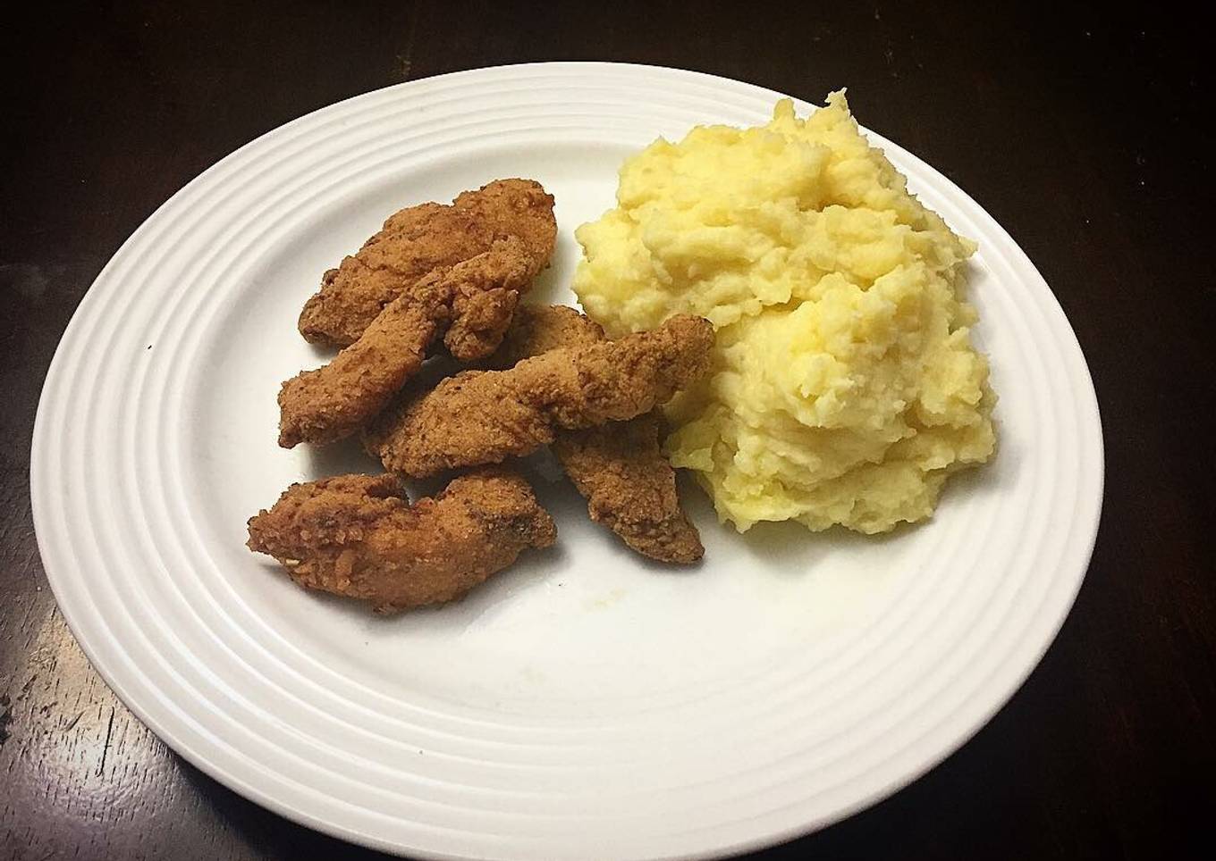 Dedos de Pechuga de pollo y Puré