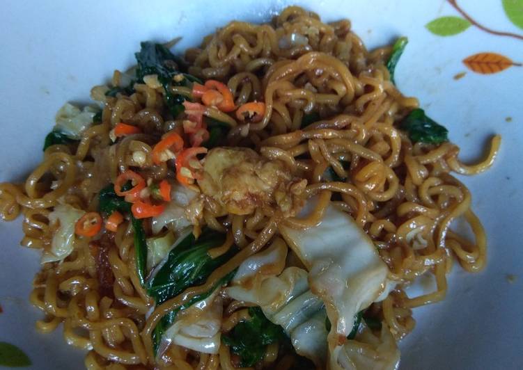 Cara Gampang Membuat Mi goreng sayur yang Bisa Manjain Lidah