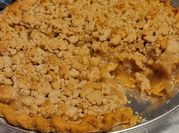 A picture of apple crumb pie