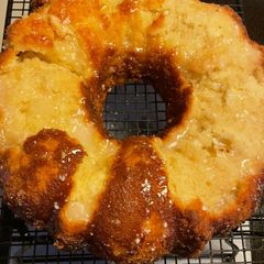 A picture of 7 up Pound cake.