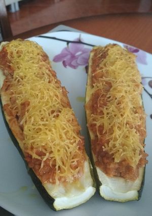 Töltött cukkini recept fotója