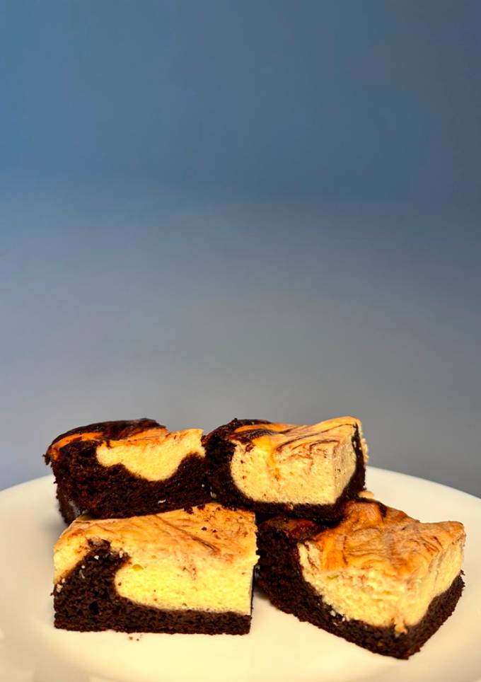 Шоколадно-банановий пиріг з сирною начинкою🍫