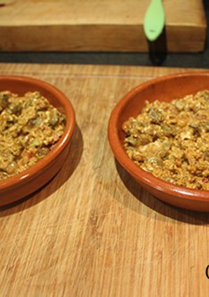 Una foto de Habas con tocino y huevos revueltos