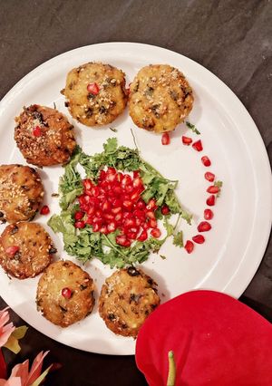A picture of Crispy Poha Tikki.