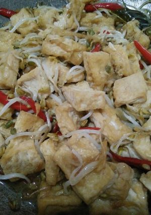 Foto resep Kecambah tahu magel sedep