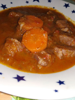 Una foto de Carne en salsa