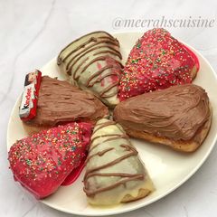 A picture of Pizza doughnuts.