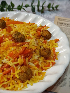 عکسی از دستور هویج پلو با گوشت قلقلی