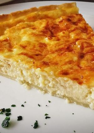 Una foto de Quiche a los 5 Quesos con Cebolla