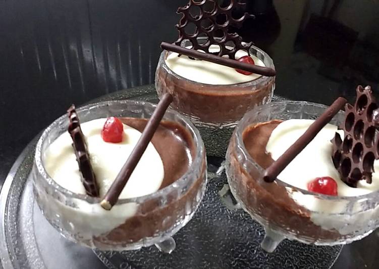 Recipe of Perfect White and Dark Chocolate Mousse