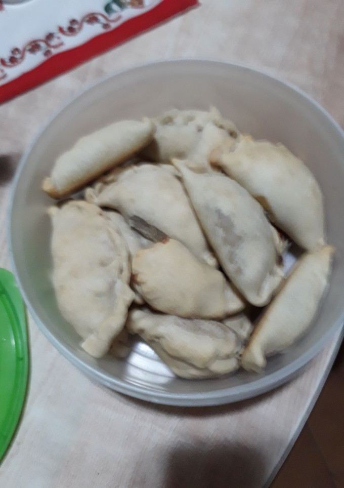 Una foto de Mis empanadas de atún con masa hechas por mi. Fácil y ricas