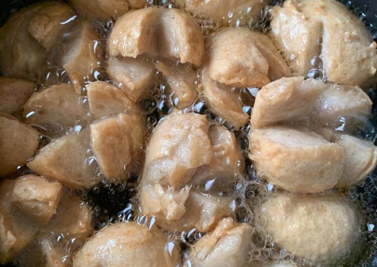 Bahan-bahan Bakso goreng ikan tenggiri yang lezat Untuk Jualan