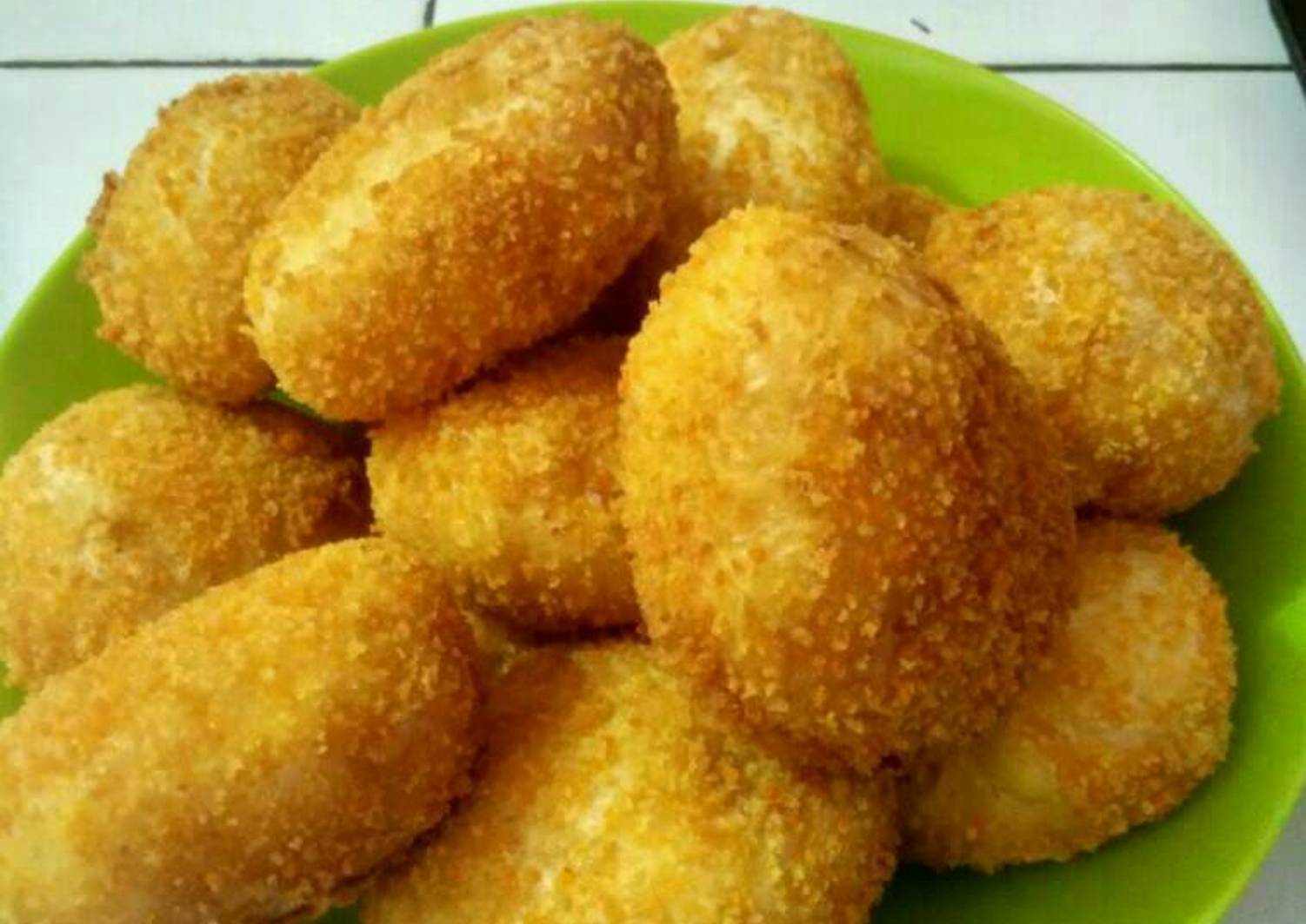 Resep Roti Goreng Empuk Isi AyamMayo No Ulen oleh Mama ...