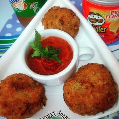 Minced meat in onion Ring A picture of Minced meat in onion Ring.