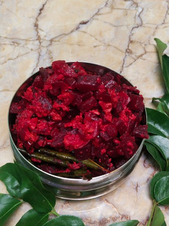 முட்டை பீட்ரூட் பொரியல்(egg beetroot poriyal recipe in tamil) செய்முறை முக்கிய புகைப்படம்