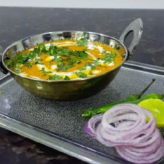 A picture of Shahi Paneer.