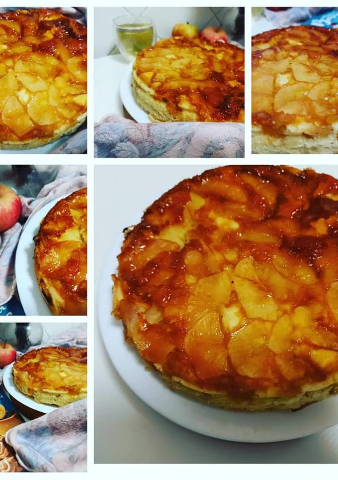Шарлотка яблучно-лимонна з карамеллю