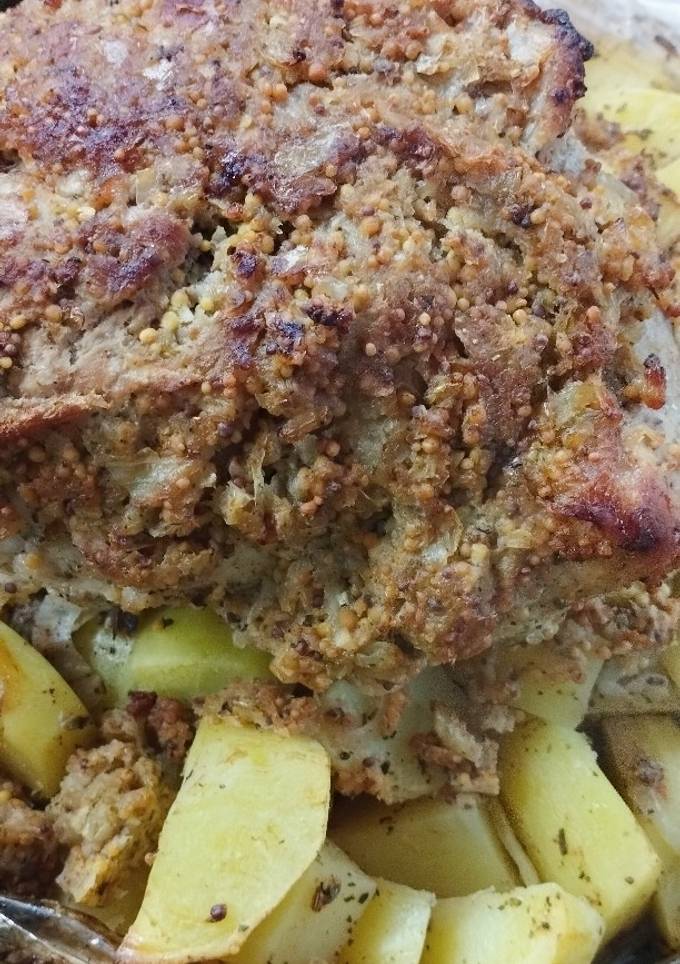 Свиняча рулька в духовці, за цим ж рецептом можна запекти любе м'ясо❤️