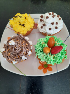 A picture of Easter cup cakes.