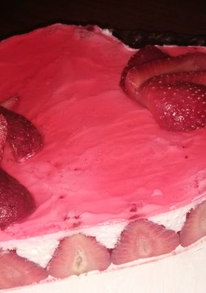 صورة لوصفة كيكة الفراولة اللذيذة / fraisier