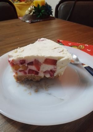 Una foto de Cheesecake de Naranja con Mix Frutal de Cerezas...y algo más