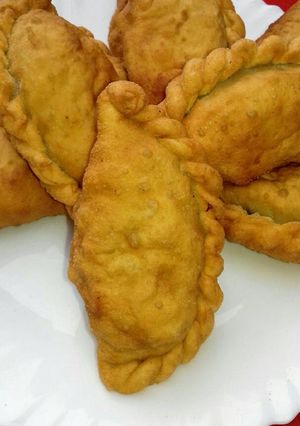 Una foto de Empanadas de cerdo con masa Casera