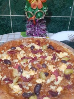 صورة لوصفة بيتزا فطير جاهز 🍕🍕