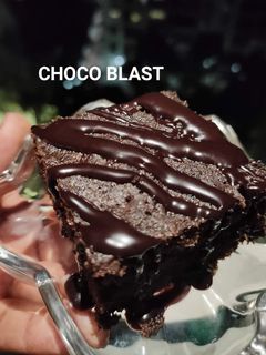चॉकलेट केक (chocolate cake recipe in hindi) रेसिपी मुख्य फोटो