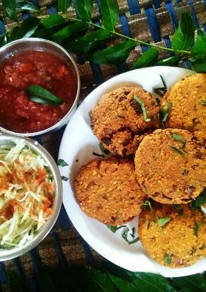 चना दाल के बड़ा (Chana Dal ke bada recipe in Hindi) रेसिपी मुख्य फोटो
