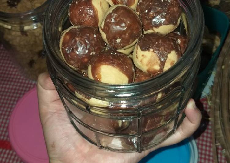 Siap Saji Cookies caramel with cheese Sedap