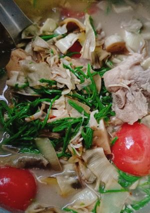 A picture of Banana Blossom Soup with Pork Ribs.