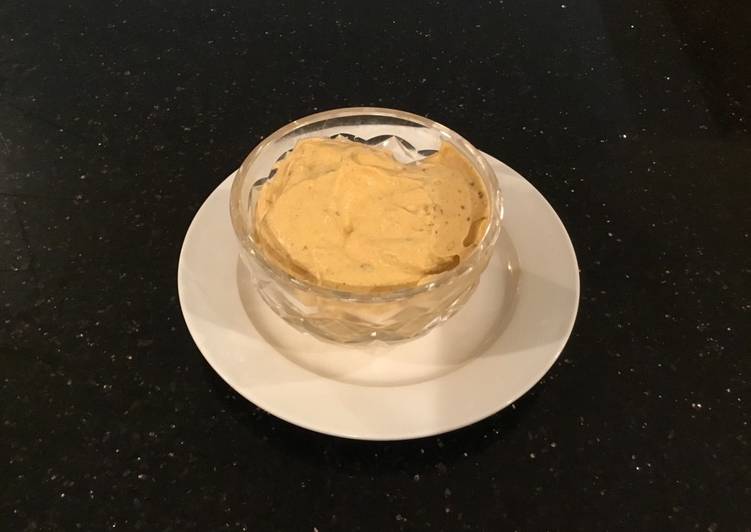 How to Make Homemade Chipotle Cream Sauce