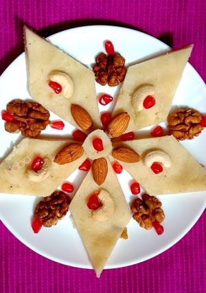 সুজির বরফি (soojir barfi recipe in Bengali) রেসিপির প্রধান ছবি