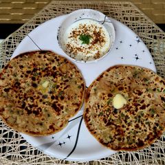 A picture of Capsicum Papad Paratha.