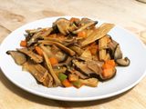 Tàu hủ ky xào nấm chay