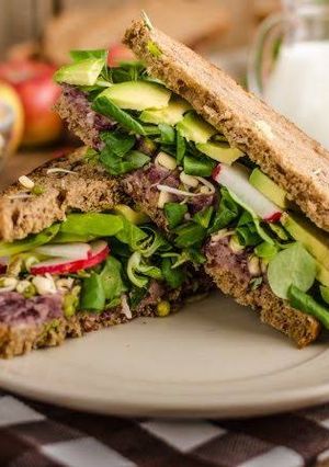 A picture of Chef Ak special morning sandwich.