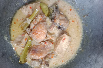 Cara Gampang Menyiapkan Opor ayam simple Ekonomis Untuk Jualan