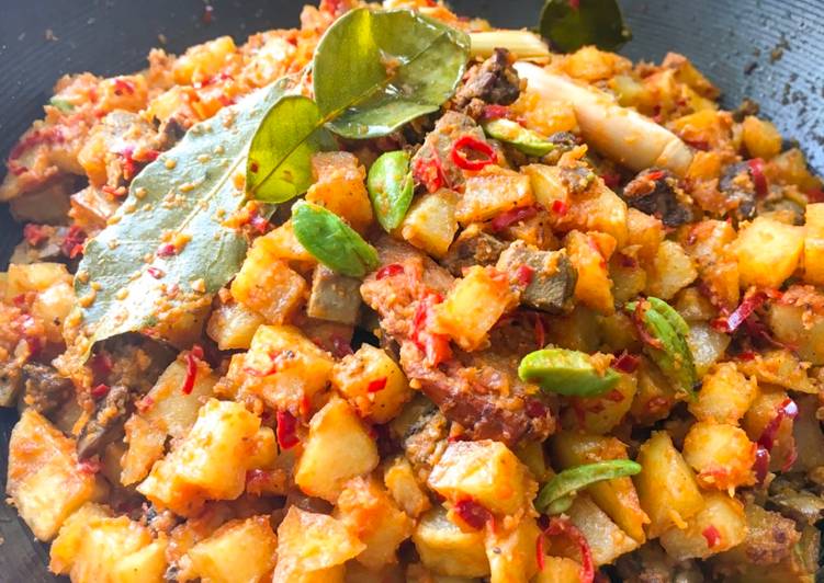 Resep Sambel Goreng Ati Kentang Pete, Enak Banget