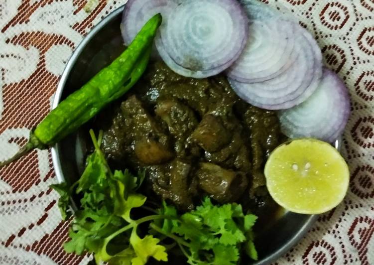 Easiest Way to Prepare Quick Mushroom in green curry