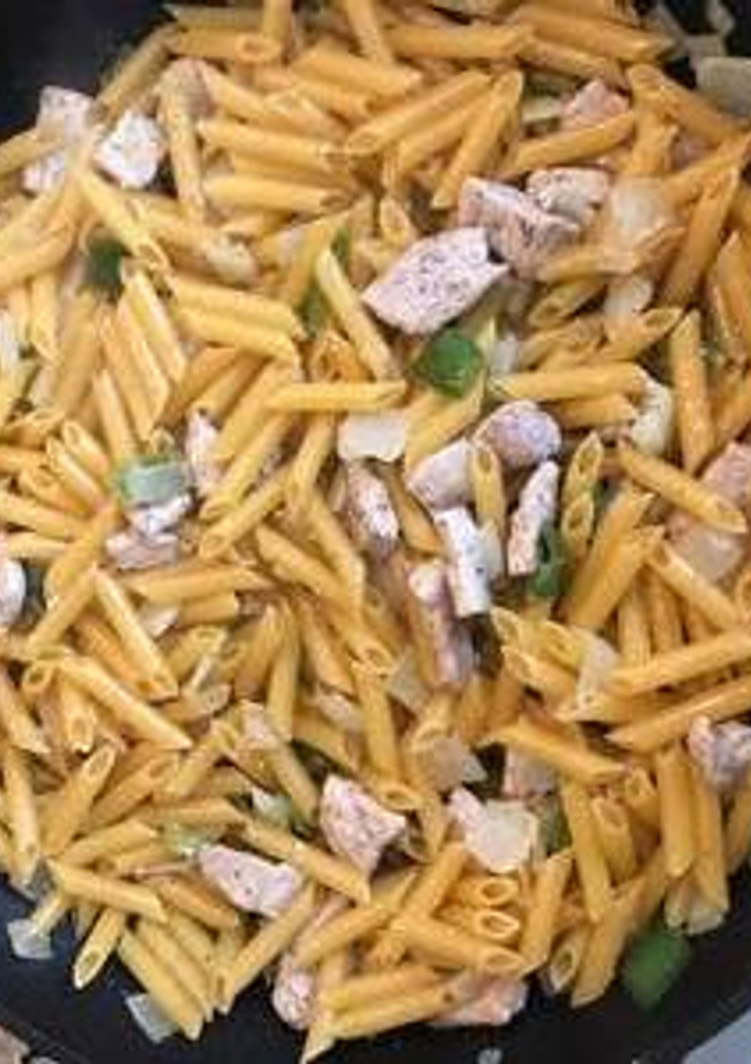 Una foto de Macarrones a la Sartén