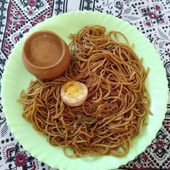 A picture of Veg chowmein.
