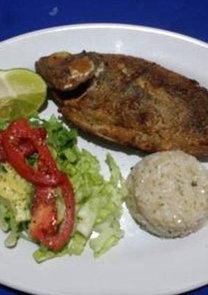 Una foto de Mojarra frita